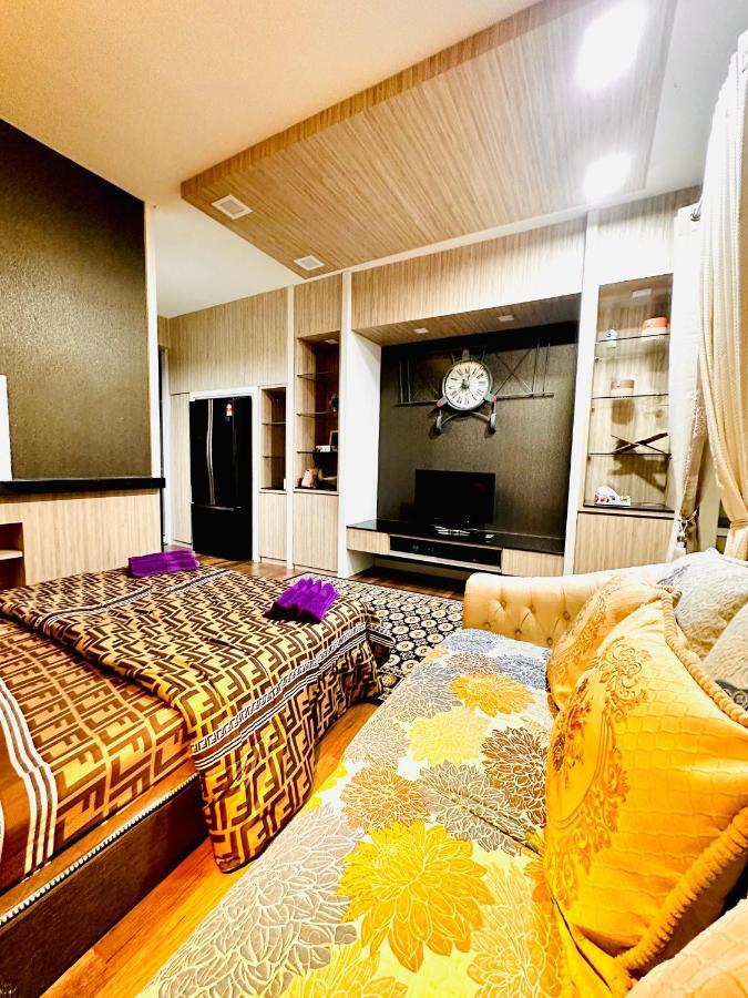 Royal Ville Studio Kota Bharu Eksteriør bilde